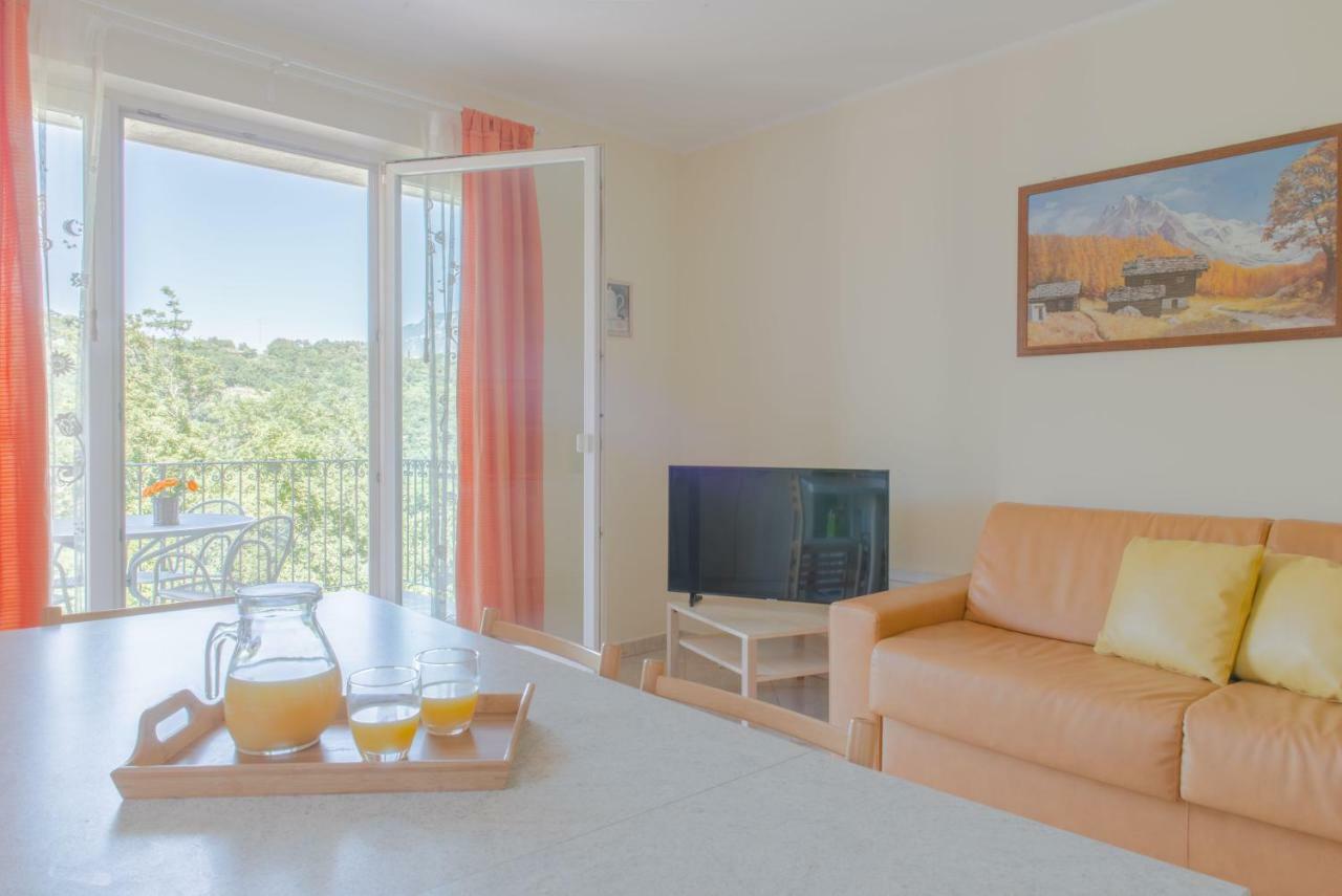 Aparthotel Terry Tremosine